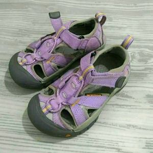 Keen toddler boy sandal size 9